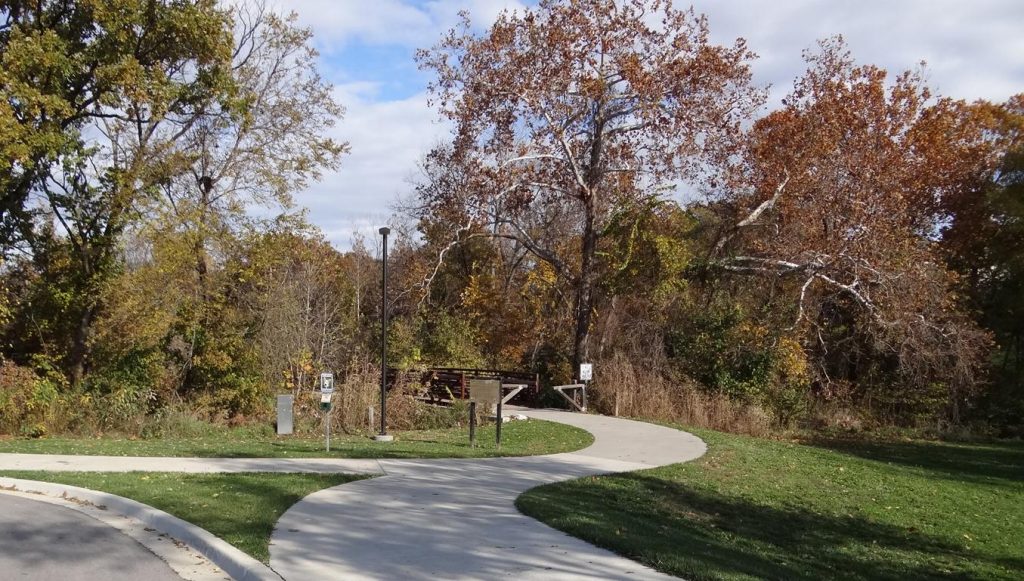 Amity-Woods-Nature-Trail