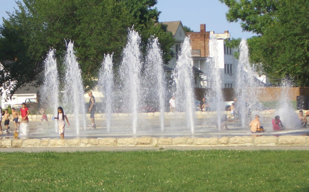 Northeast_Concourse_Fountain_Kansas_City_MO