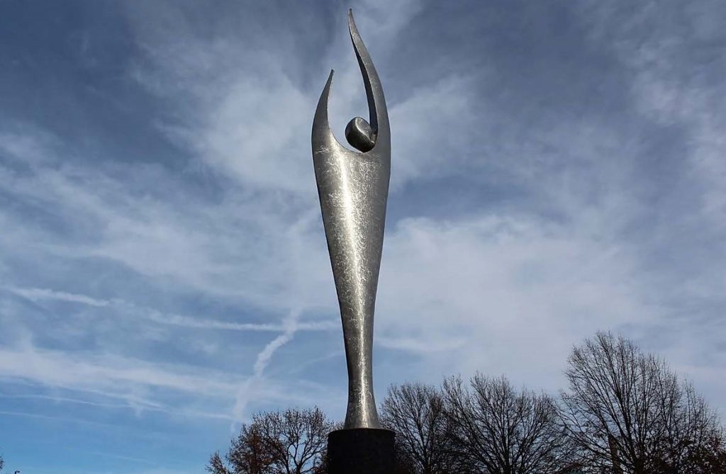 Statue