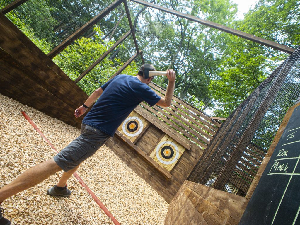 AXE Throw range