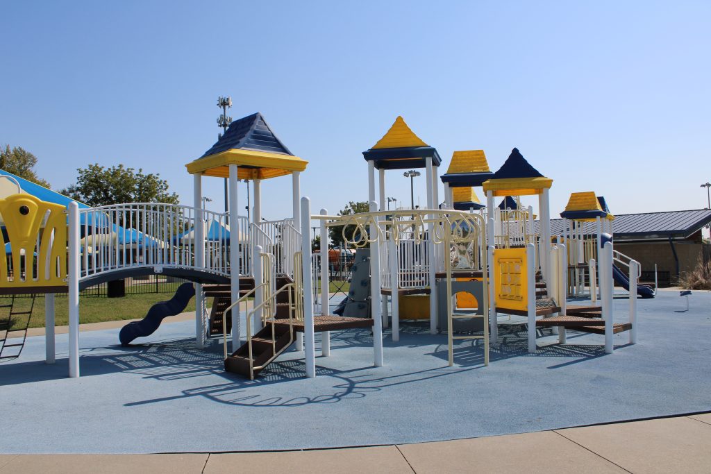 Longview Tract Park Playground2
