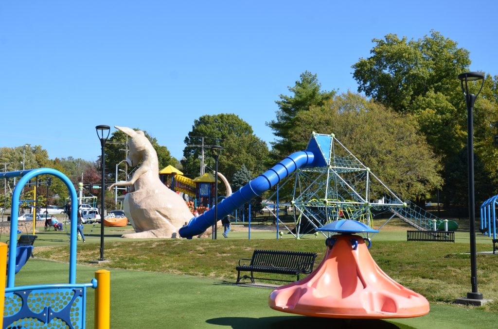 Penguin Park Playground3